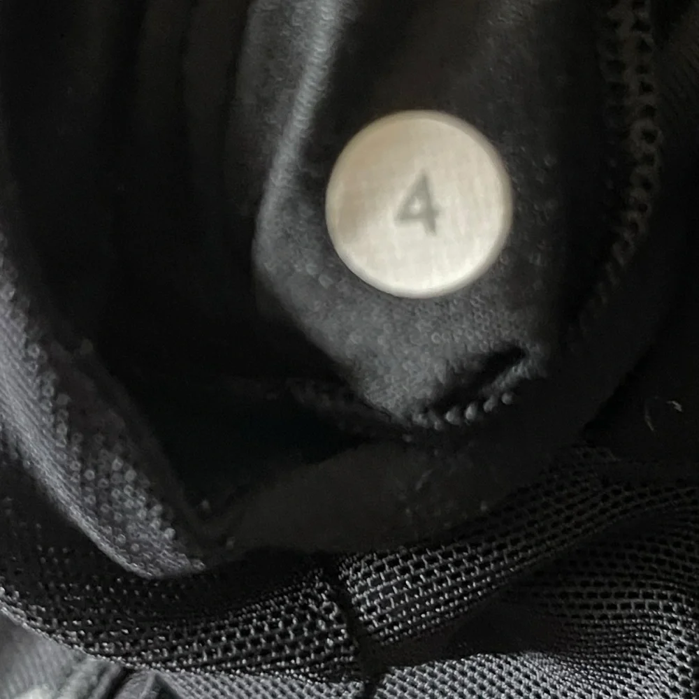 Lululemon Exquisite Tank In Ghost Dot Black Slate‎ Size 4